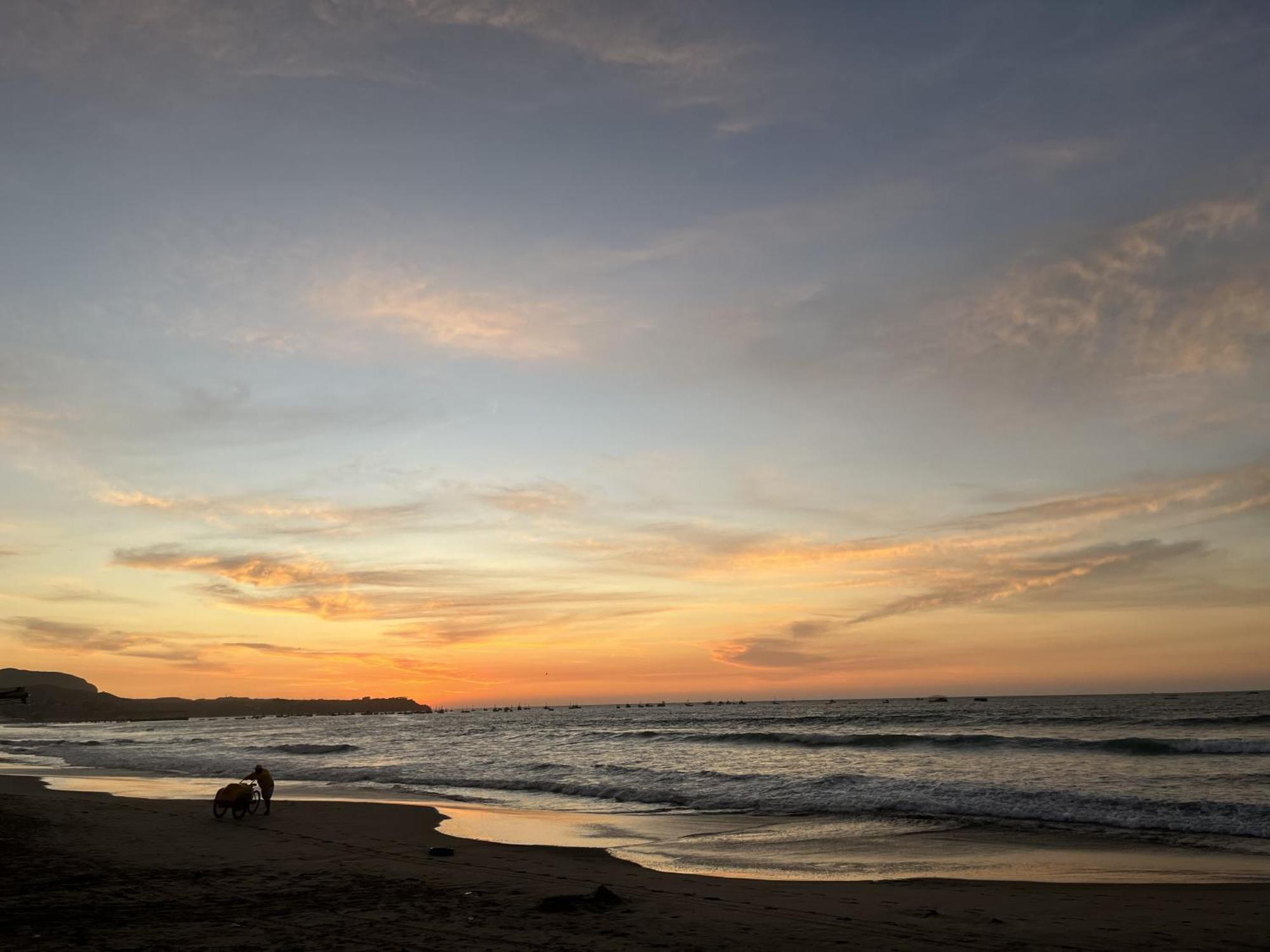 Cabo Del Mar Hotell Los Órganos Exteriör bild